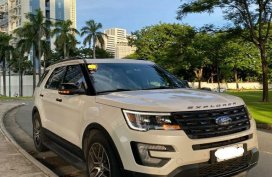 White Ford Explorer 2017 for sale in Manila