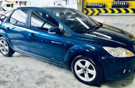 Selling Blue Ford Focus 2011 in Manila