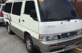 Selling White Nissan Urvan Escapade 2015 in Manila