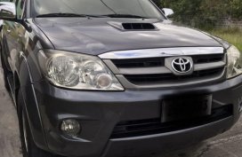 Black Toyota Fortuner 2006 for sale in Manila
