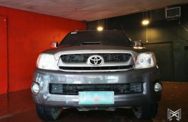 FOR SALE!!! 2011 Toyota Hilux 3.0G 4x4 AT