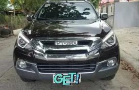 Black Isuzu Mu-X 2018 for sale in Valenzuela