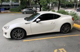 Sell Pearl White 2019 Subaru Brz in Manila