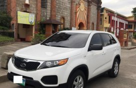 Selling Pearl White Kia Sorento 2012 in Bauang