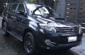 Black Toyota Fortuner 2014 for sale in Quezon City