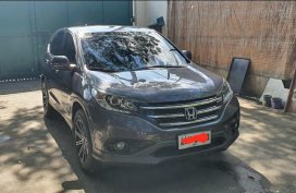 Grey Honda Cr-V 2014 for sale in Manila