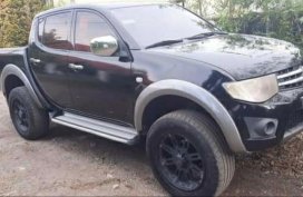 Sell Black 2011 Mitsubishi Strada in Los Baños