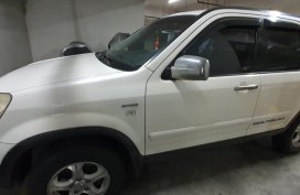 Sell White 2004 Honda Cr-V in Manila