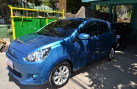 Selling Blue Mitsubishi Mirage 2015 in Subic