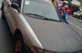 Mitsubishi Lancer El Manual 1996