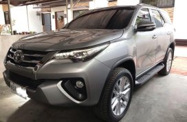 Silver Toyota Fortuner 2017 for sale in Lipa City