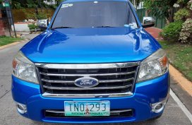 Sell Blue 2011 Ford New Everest in Las Piñas City