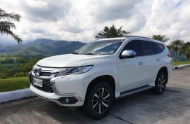White Mitsubishi Montero 2016 for sale in Mabalacat
