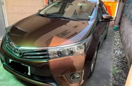 Toyota Corolla Altis 1.8 G Manual 2014