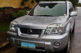 Selling Silver Nissan X-Trail 2008 in Lipa
