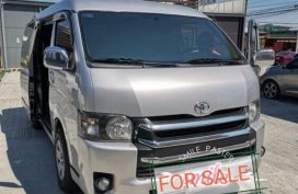 Silver Toyota Hiace Grandia 2013 for sale in Santo Domingo
