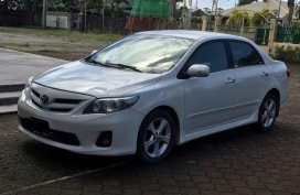 White Toyota Corolla Altis 2011 for sale in Manila