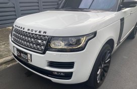 Selling White Land Rover Range Rover 2018 in Makati