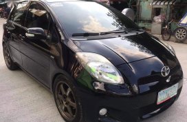 Selling Black Toyota Yaris 2012 in Manila