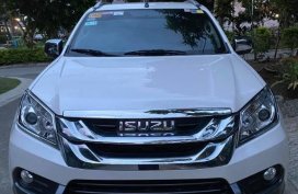 Selling Pearlwhite Isuzu MU-X 2015 in Dasmariñas