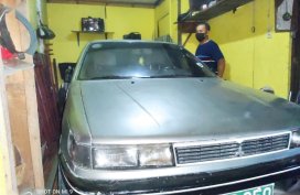 Selling Silver Mitsubishi Lancer 2013 in Pasig