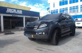 Grayblack Isuzu MU-X 2017 for sale in Bacoor