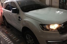White Ford Everest Trend 2016 for sale in Quezon