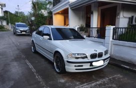 Selling White BMW 318I 1999 in Cebu