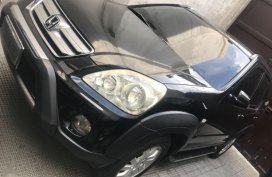 Selling Black Honda CR-V 2005 in Manila