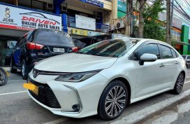 Pearlwhite Toyota Corolla Altis 2020 for sale in Antipolo