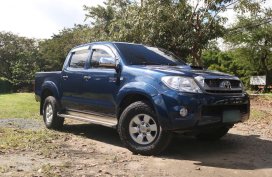 Blue Toyota Hilux 2008 for sale in Quezon