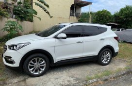 White Hyundai Santa Fe 2016 for sale in Pasig