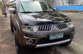 Selling Grey Mitsubishi Montero Sport 2012 in Manila