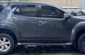 Isuzu Mu-X 2016