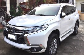 White Mitsubishi Montero Sport 2017 for sale in Valenzuela