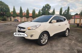 White Hyundai Tucson 2014 for sale in Bulakan