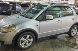 Selling Brightsilver Suzuki SX4 2010 in Makati
