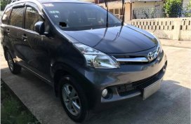 Selling Silver Toyota Avanza 2012 in Quezon