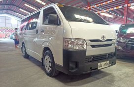 FOR SALE:   2017 Toyota Commuter 2.5L M/T Diesel VAN