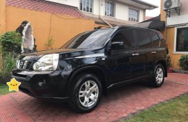 My 2014 Nissan X TRAIL 4x2 2.5L Top of the Line RUSH! RUSH !