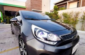 Top of the Line Kia Rio 2015Acq HatchBack