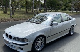 BMW 523i Sedan (A) 2000