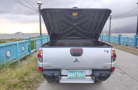 Mitsubishi Strada GLX V  2012  Model