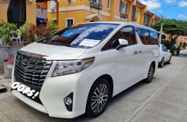Selling Pearl White Toyota Alphard 2015 in Antipolo