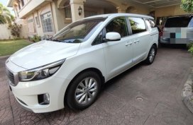White Kia Carnival 2017 for sale in San Juan