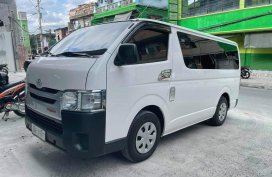 Toyota Hiace 2016