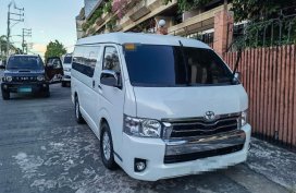 Toyota Hiace Super Grandia 2018