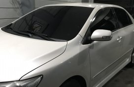 Sell used 2012 Toyota Altis Sedan