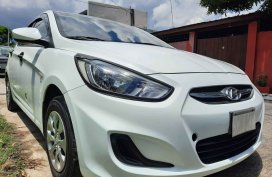 2016 Hyundai Accent M/T