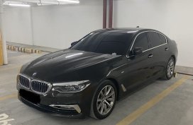 Selling BMW 520I 2020 
